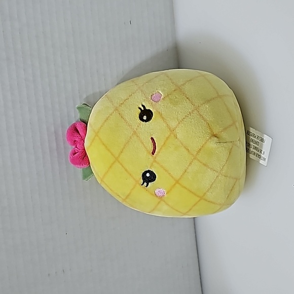 Squishmallow Pineapple 5" - Picture 1 of 2